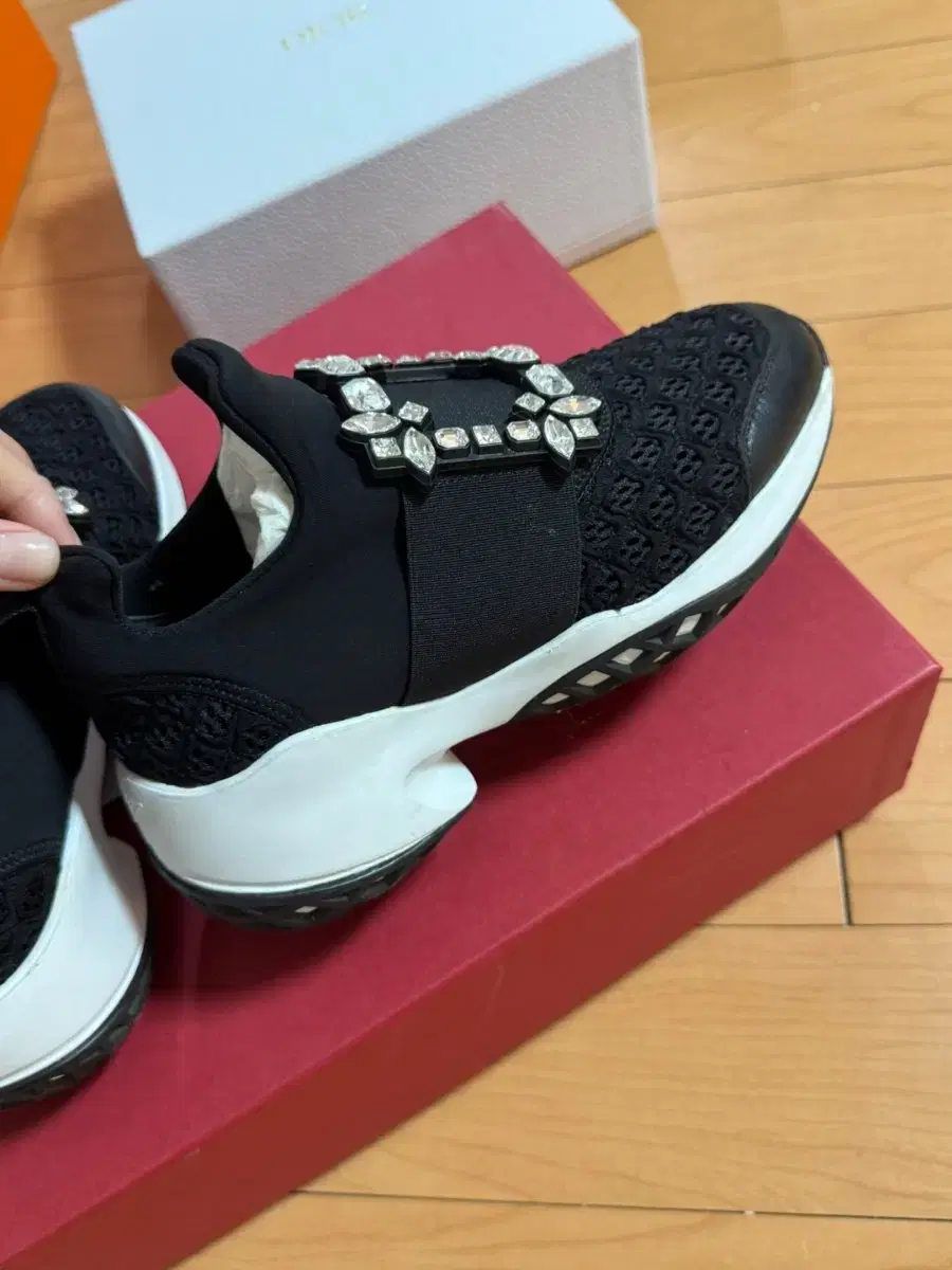 thumbnail-5